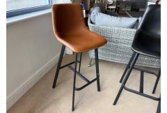 Oregon - Bar Stool in Brown